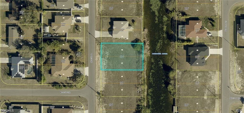 1327 Ne 13th Pl, Cape Coral