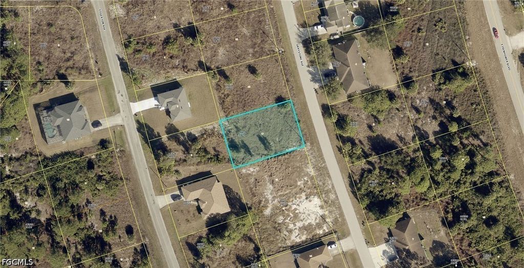 966 Graystone Ave, Lehigh Acres