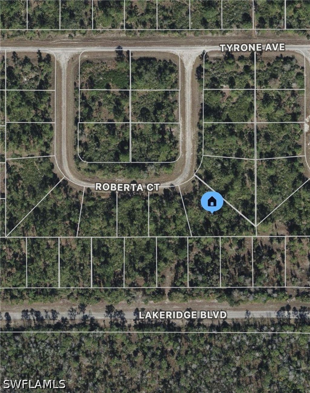 325 Roberta Ct, Lehigh Acres