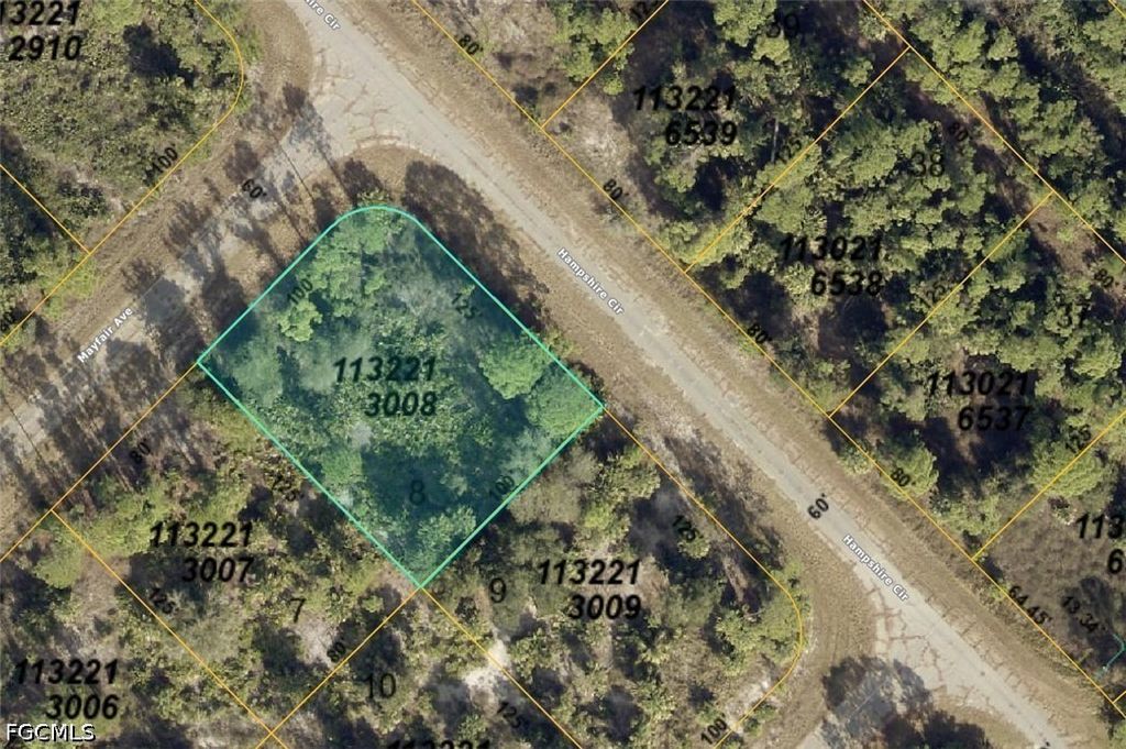 1132213008 Hampshire Cir, North Port