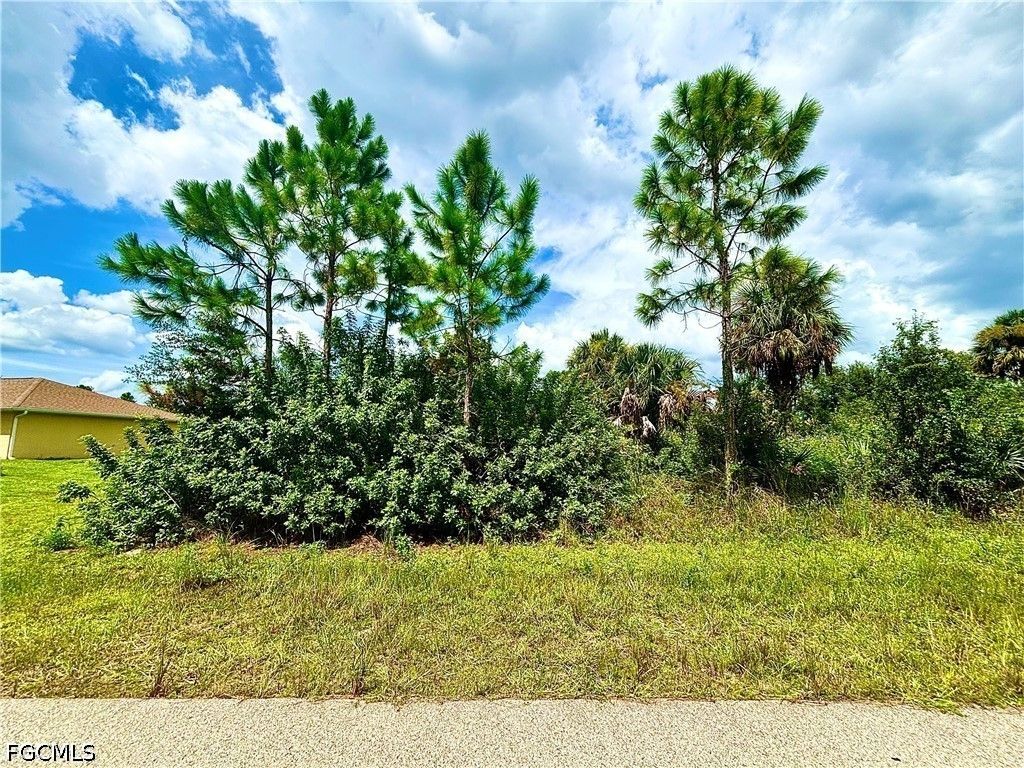 3310 39th St W, Lehigh Acres