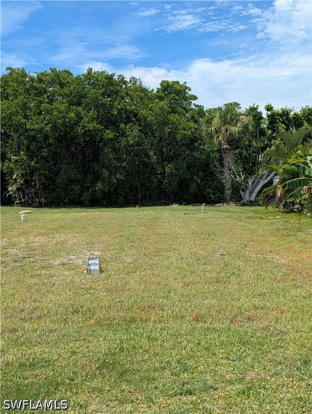 777 Walkerbilt Rd, Naples