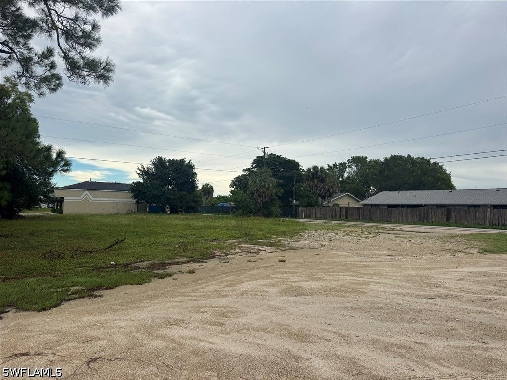 2130 Santa Barbara Blvd, Naples