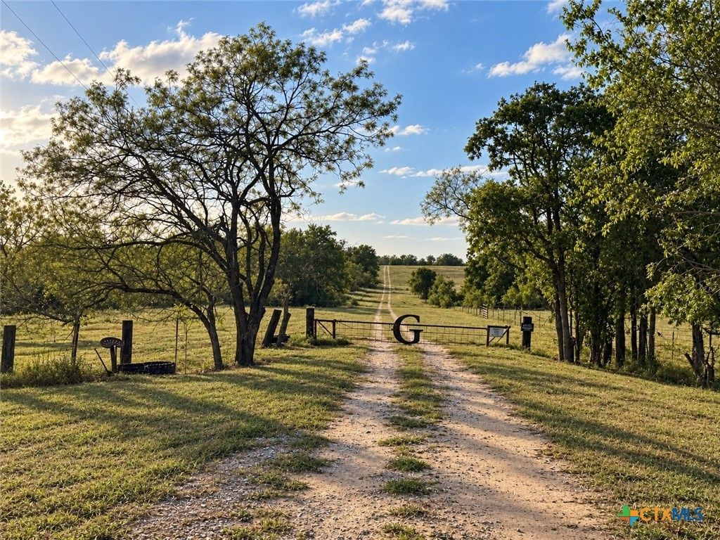 1320 Cr 388, Waelder