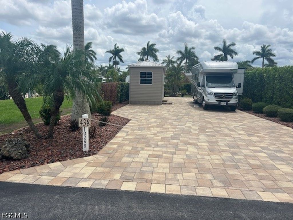 10268 Meadow Beauty Trl, FORT MYERS