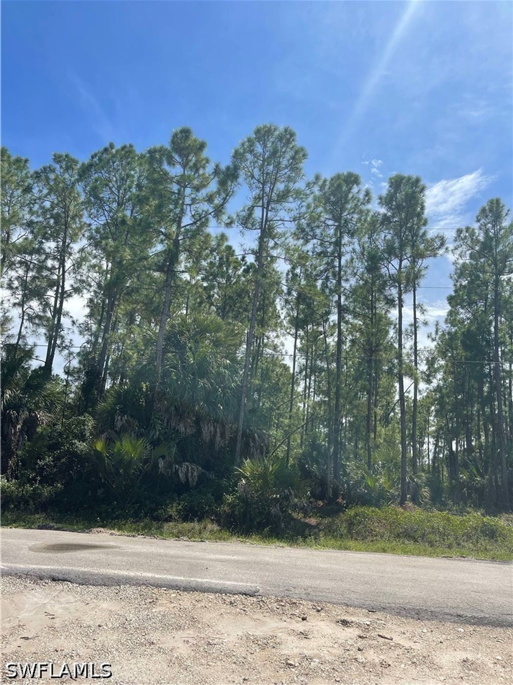 22 Ave Ne, Naples
