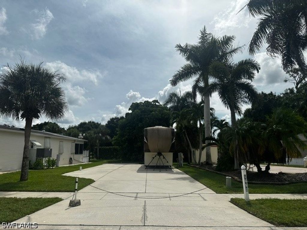 1279 Silver Lakes Blvd, Naples