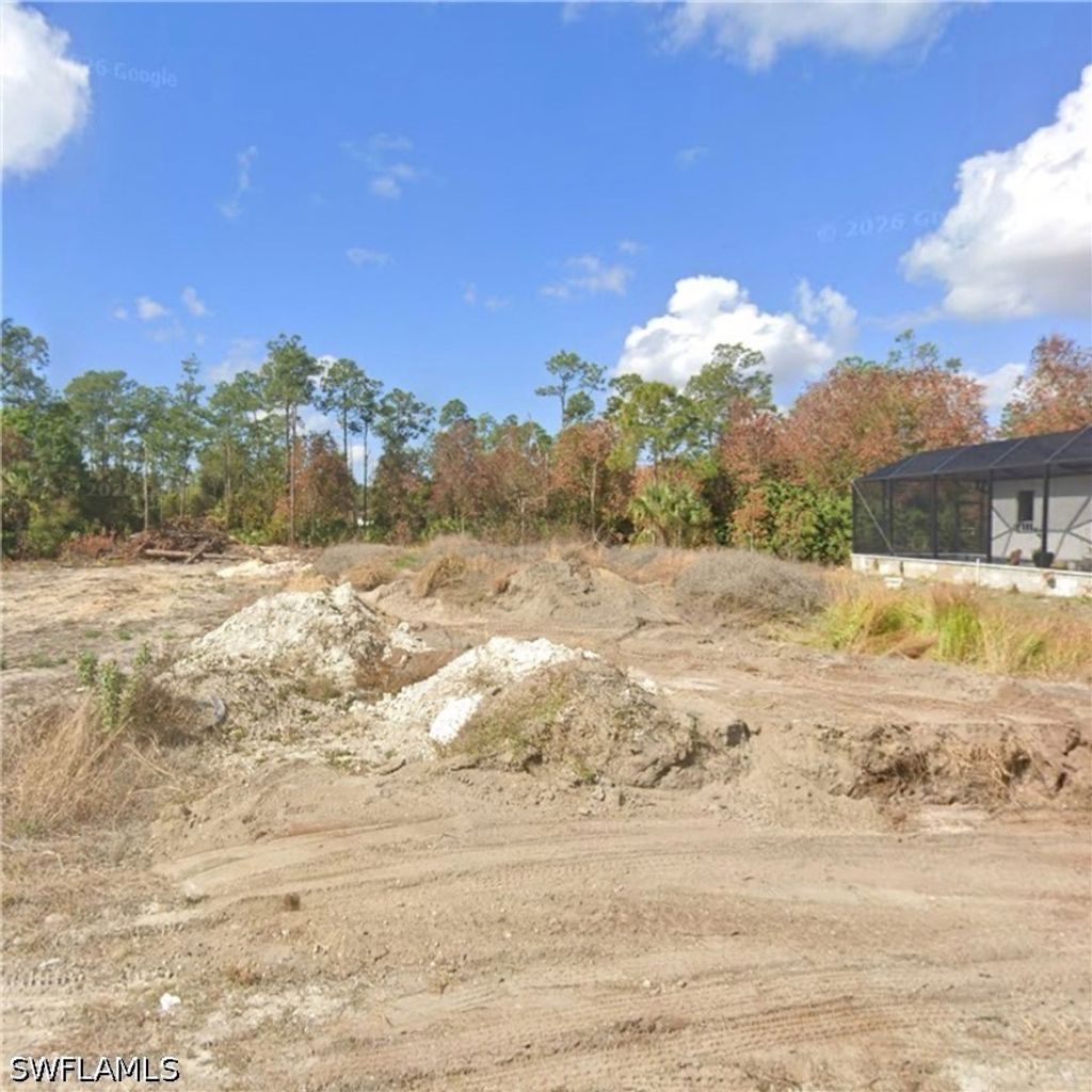 121 Louis Ave, LEHIGH ACRES