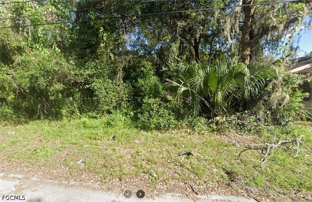 N 16th St, Palatka