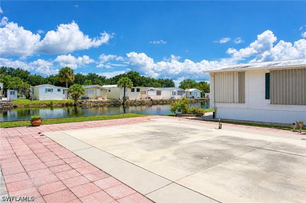 325 Imperial Wilder Blvd, Naples