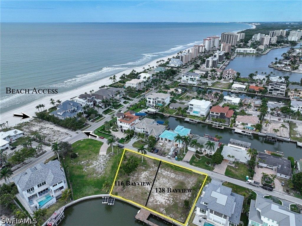 116 Bayview Ave, NAPLES