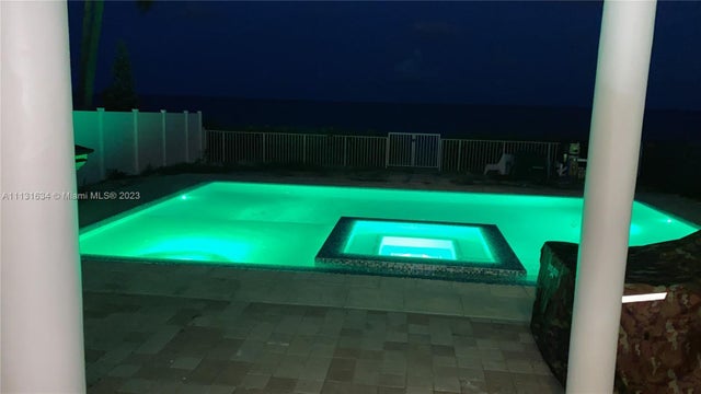 3 of 5 - N/A, Fort Lauderdale, FL