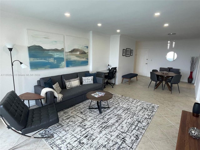 3 of 100 - 2501 S Ocean Dr Ph28 (available Now), Hollywood, FL