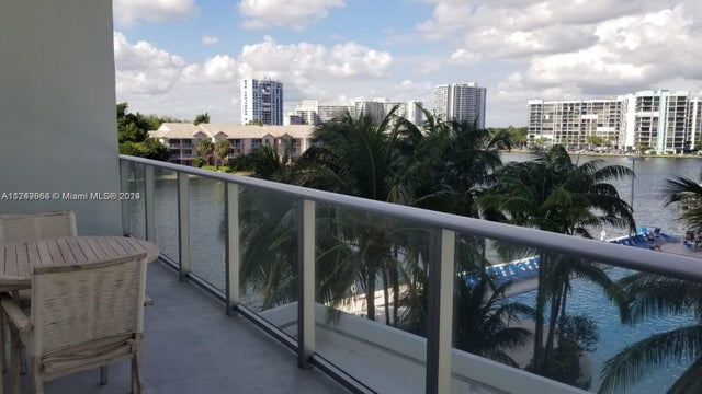 4 of 13 - 4010 S Ocean Dr R301, Hollywood, FL