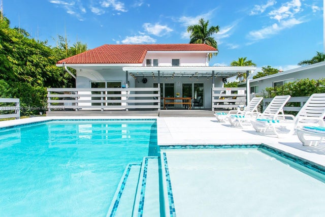 1 of 42 - 1022 Adams St, Hollywood, FL