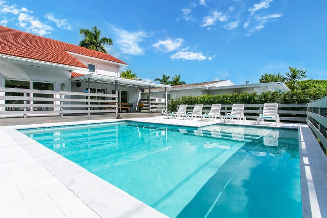 4 of 42 - 1022 Adams St, Hollywood, FL
