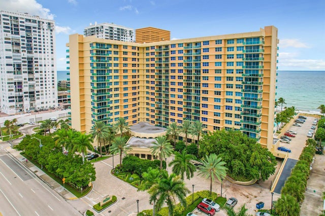 3 of 17 - 2501 S Ocean Dr 433, Hollywood, FL