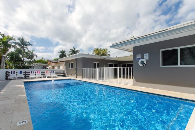 4 of 47 - 1218 Hollywood Blvd, Hollywood, FL