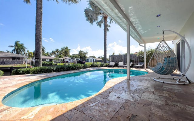 2 of 78 - 1466 Ne 57th Ct, Fort Lauderdale, FL