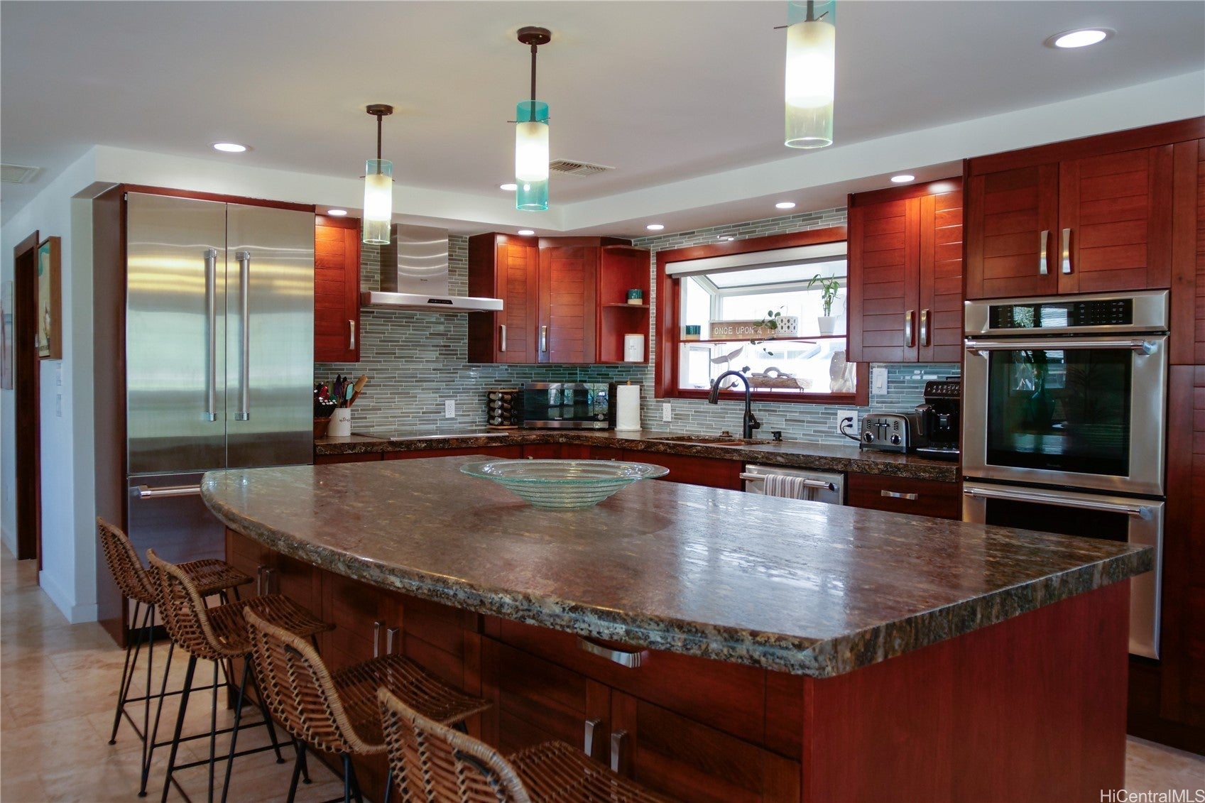 Photo of Listing #202313969