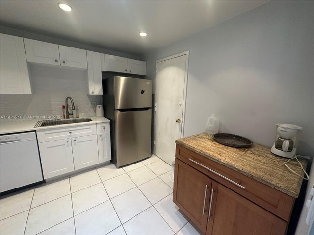 2 of 16 - 401 Golden Isles Dr 603, Hallandale Beach, FL