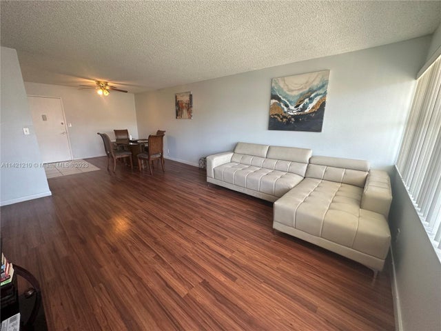 5 of 16 - 401 Golden Isles Dr 603, Hallandale Beach, FL