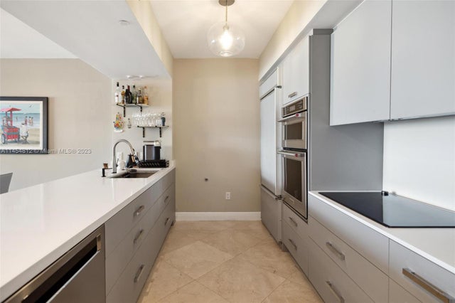 3 of 26 - 1830 S Ocean Dr 4211, Hallandale Beach, FL