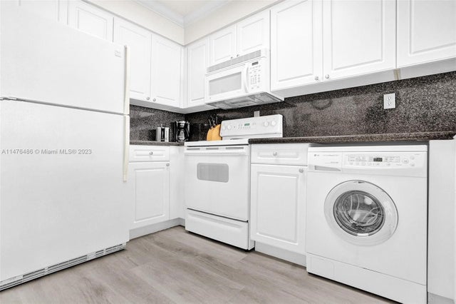 5 of 100 - 2501 S Ocean Dr 904 (available Now), Hollywood, FL