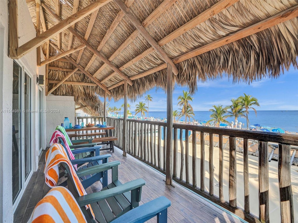 900 N Surf Rd 2, Hollywood