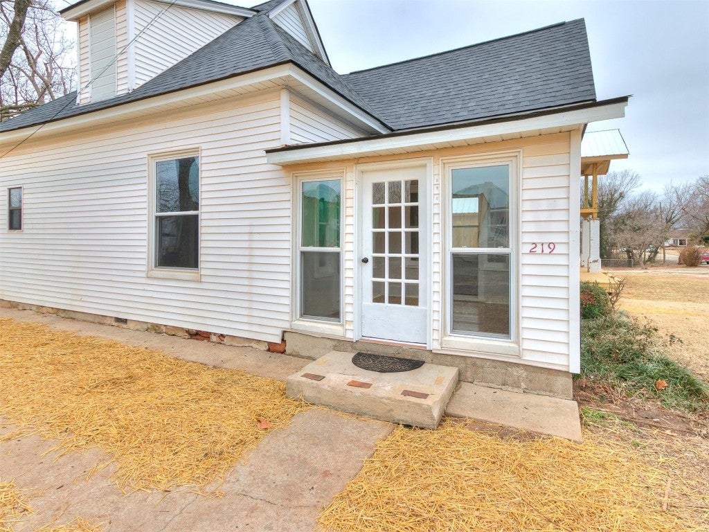 219 W 9th Street, Chandler Property Listing MLS® 1097988