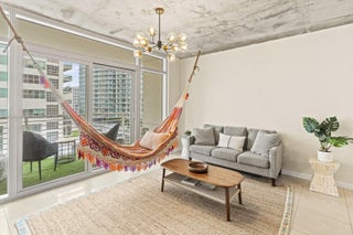 Photo of Listing #A11540474