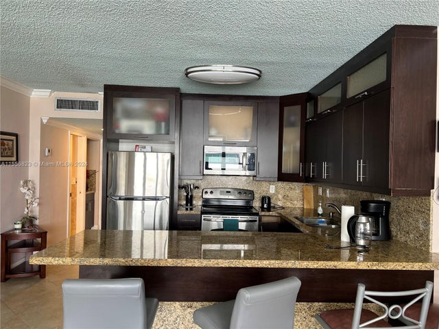 2 of 37 - 3725 S Ocean Dr 723, Hollywood, FL