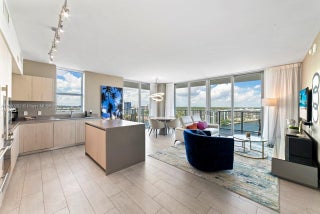 Photo of Listing #A11580282