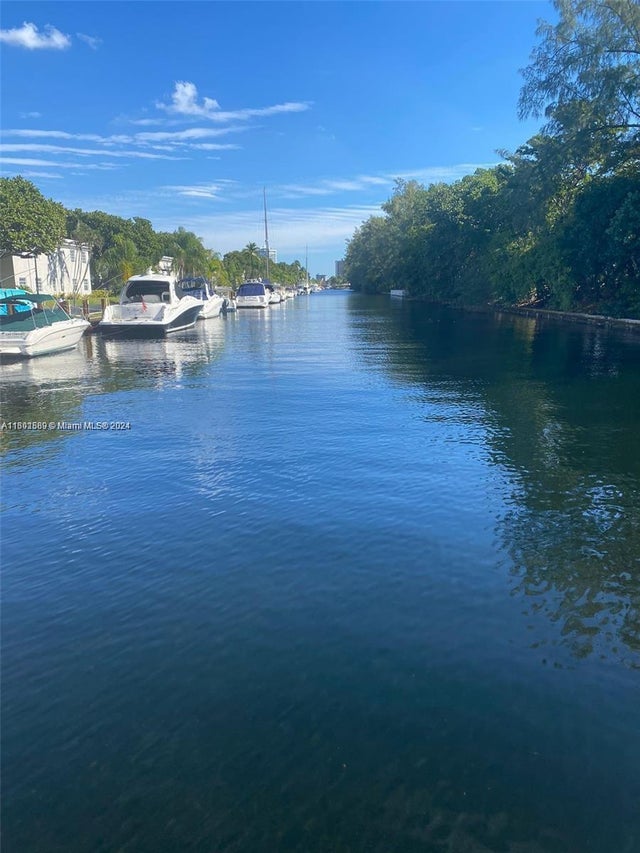 2 of 38 - 6489 Bay Club Dr 4, Fort Lauderdale, FL