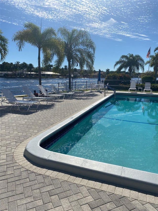4 of 38 - 6489 Bay Club Dr 4, Fort Lauderdale, FL
