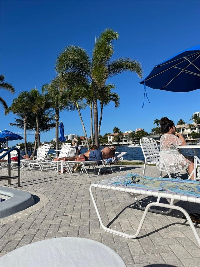 5 of 38 - 6489 Bay Club Dr 4, Fort Lauderdale, FL