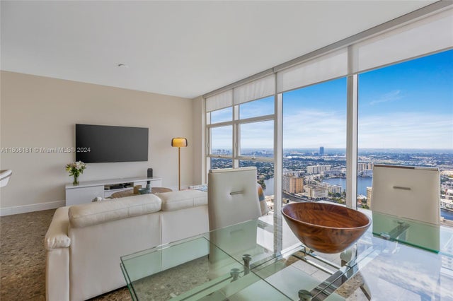 5 of 19 - 1830 S Ocean Dr 4107, Hallandale Beach, FL