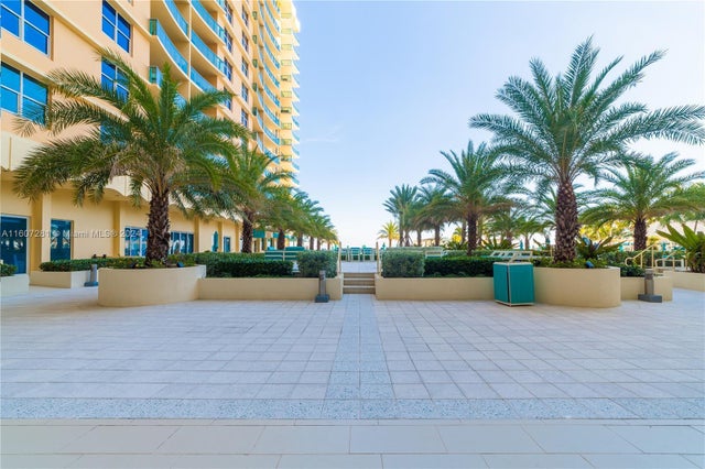 3 of 25 - 2501 S Ocean Dr 303, Hollywood, FL