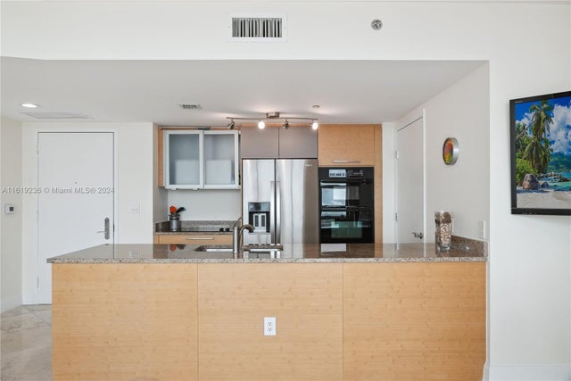 5 of 28 - 1830 S Ocean Dr 3107, Hallandale Beach, FL