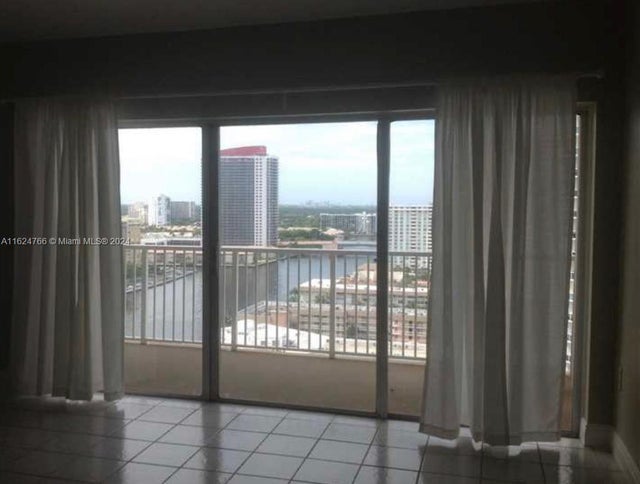 4 of 45 - 1965 S Ocean Dr 17a, Hallandale Beach, FL