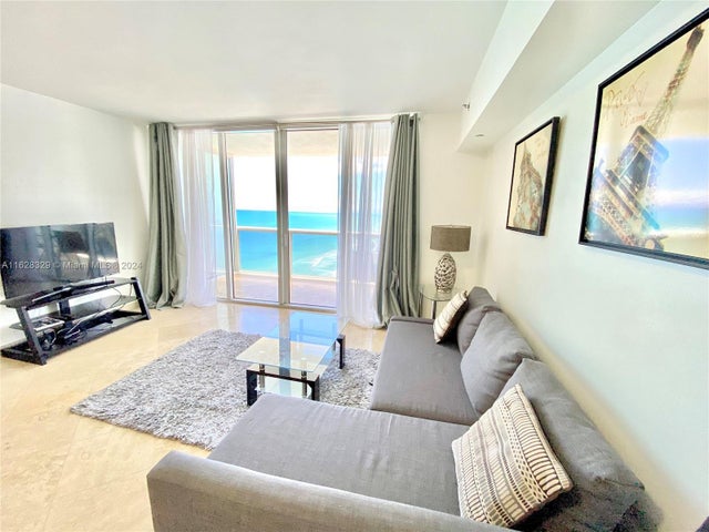 4 of 40 - 1830 S Ocean Dr 3605, Hallandale Beach, FL