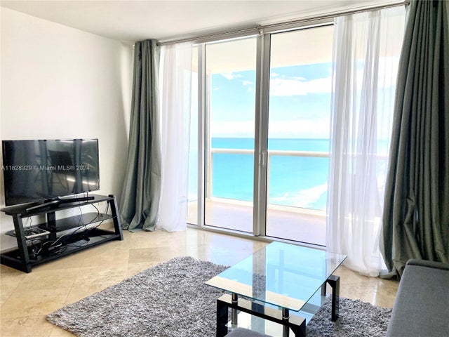 5 of 40 - 1830 S Ocean Dr 3605, Hallandale Beach, FL