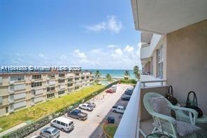 1 of 20 - 1950 S Ocean Dr 4d, Hallandale Beach, FL