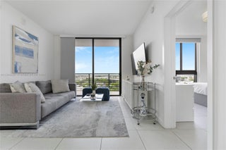 Photo of Listing #A11648061