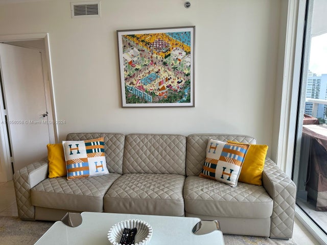 4 of 41 - 1800 S Ocean Dr 1607, Hallandale Beach, FL