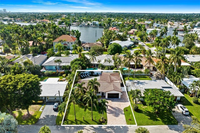 3 of 44 - 1931 Ne 32nd Ave, Fort Lauderdale, FL