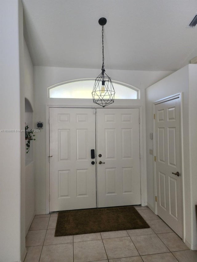 3 of 20 - 4860 47th Ct, Vero Beach, FL