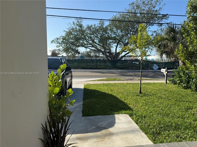 2 of 16 - 413 Sw 10th St, Delray Beach, FL