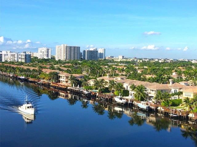 1 of 34 - 1410 S Ocean Dr 308, Hollywood, FL