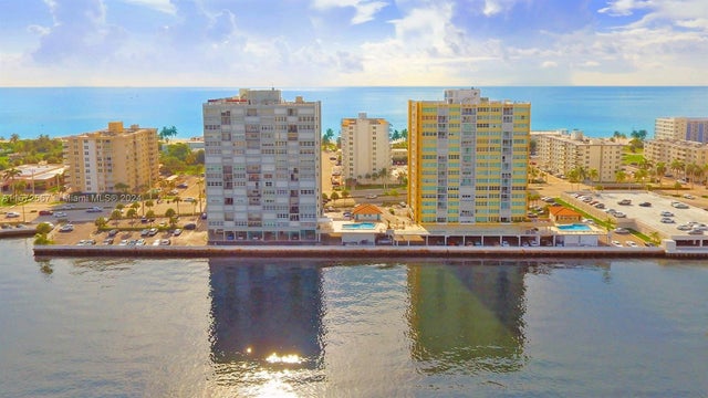 5 of 34 - 1410 S Ocean Dr 308, Hollywood, FL